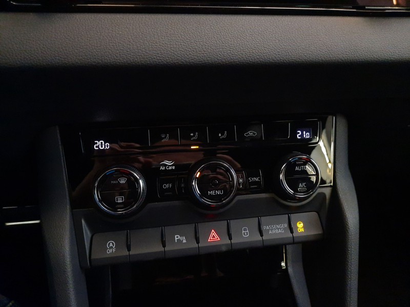 Skoda Karoq 2.0 tdi evo sportline 150cv dsg