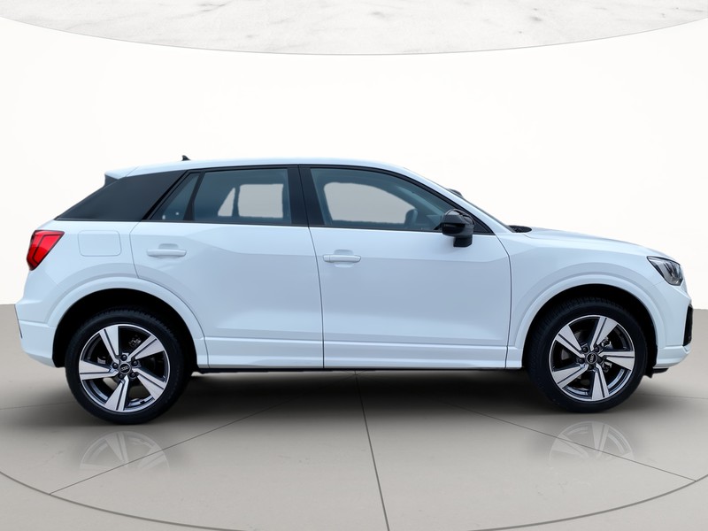 Audi Q2 30 2.0 tdi business advanced s-tronic