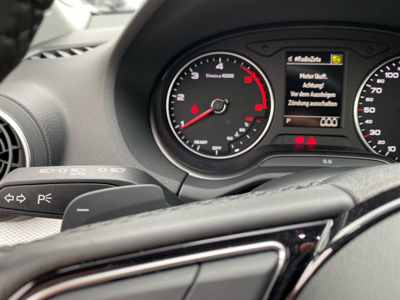 Audi Q2 30 2.0 tdi business advanced s-tronic