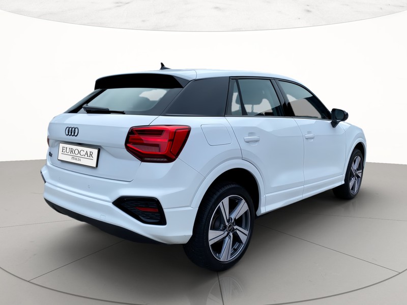 Audi Q2 30 2.0 tdi business advanced s-tronic