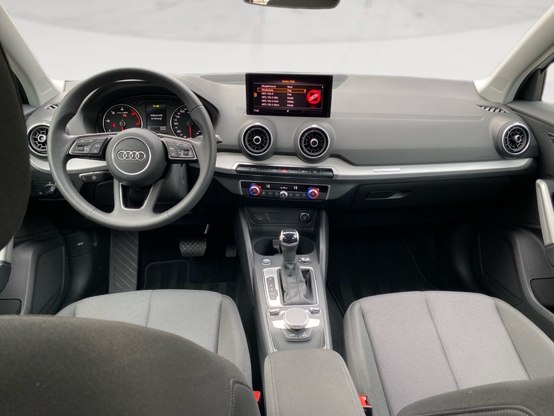 Audi Q2 30 2.0 tdi business advanced s-tronic