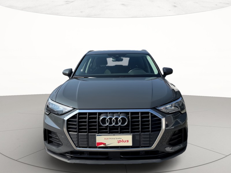 Audi Q3 35 2.0 tdi business s-tronic