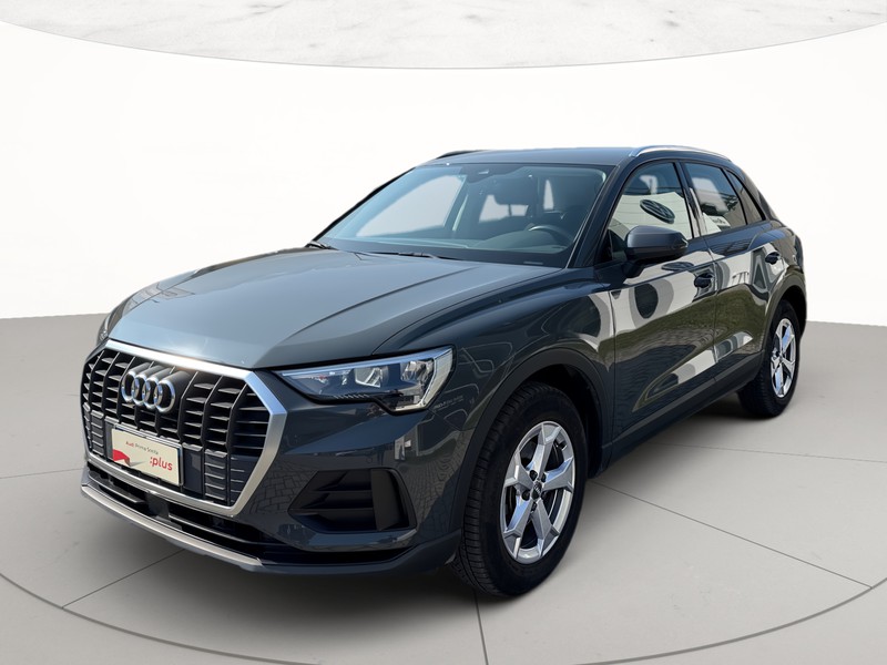 Audi Q3 35 2.0 tdi business s-tronic