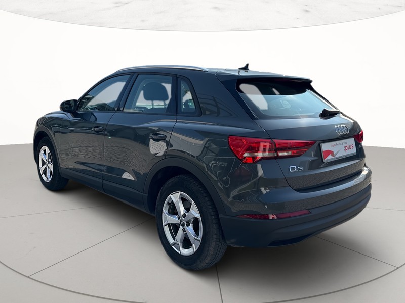 Audi Q3 35 2.0 tdi business s-tronic