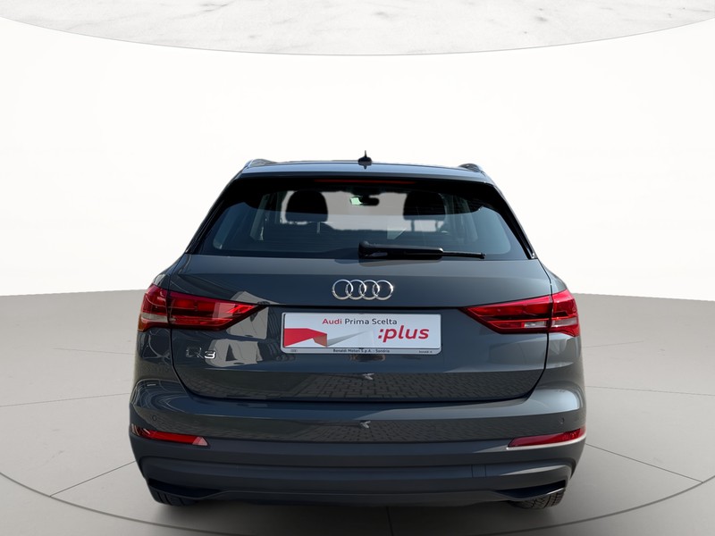 Audi Q3 35 2.0 tdi business s-tronic