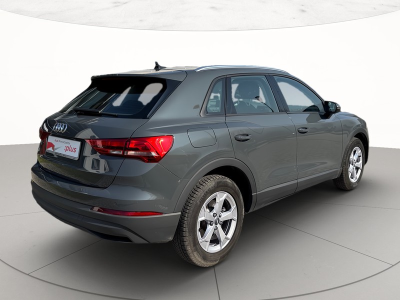 Audi Q3 35 2.0 tdi business s-tronic