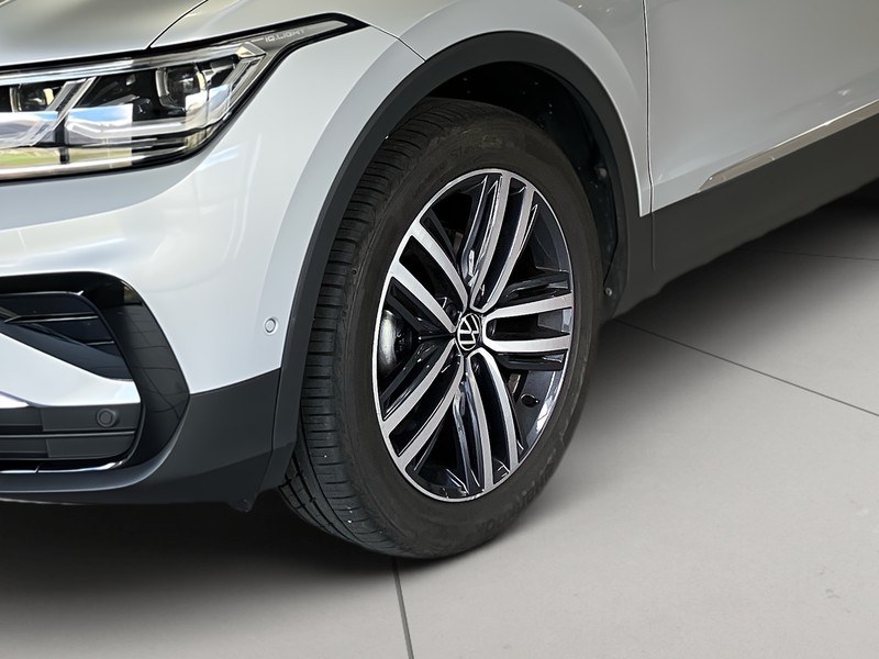 Volkswagen Tiguan 1.5 tsi elegance 150cv dsg