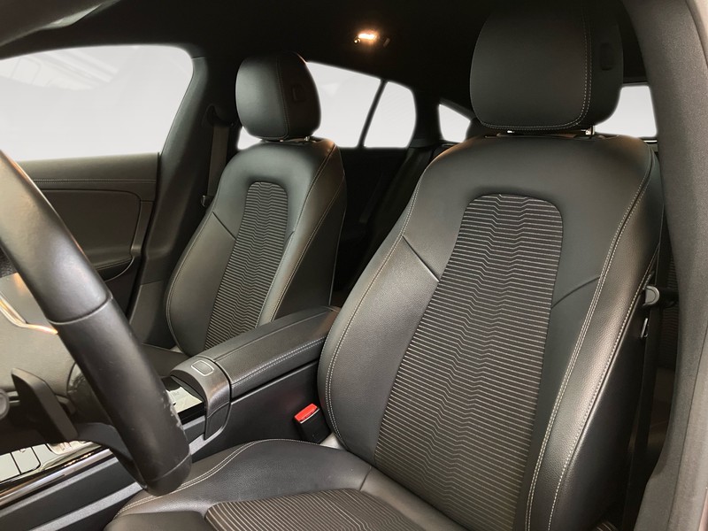 Mercedes-Benz CLA shooting brake 200 d business auto