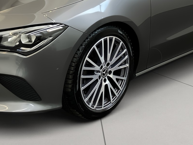 Mercedes-Benz CLA shooting brake 200 d business auto