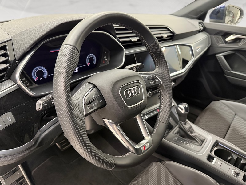 Audi Q3 sportback 35 2.0 tdi s line edition s-tronic