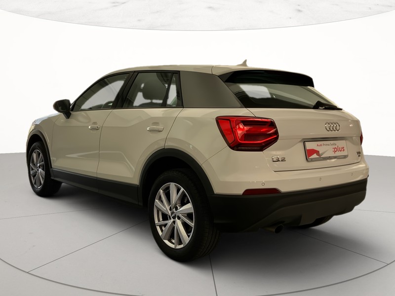 Audi Q2 1.0 tfsi business