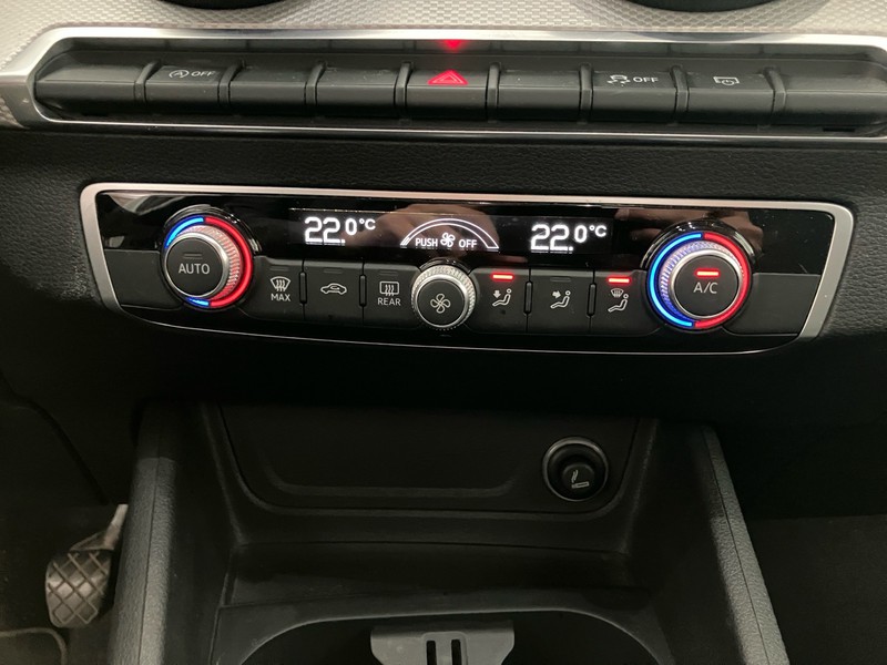 Audi Q2 1.0 tfsi business