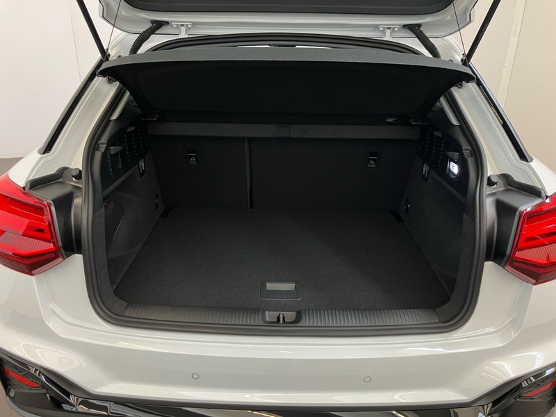 Audi Q2 40 2.0 tfsi identity black quattro s-tronic