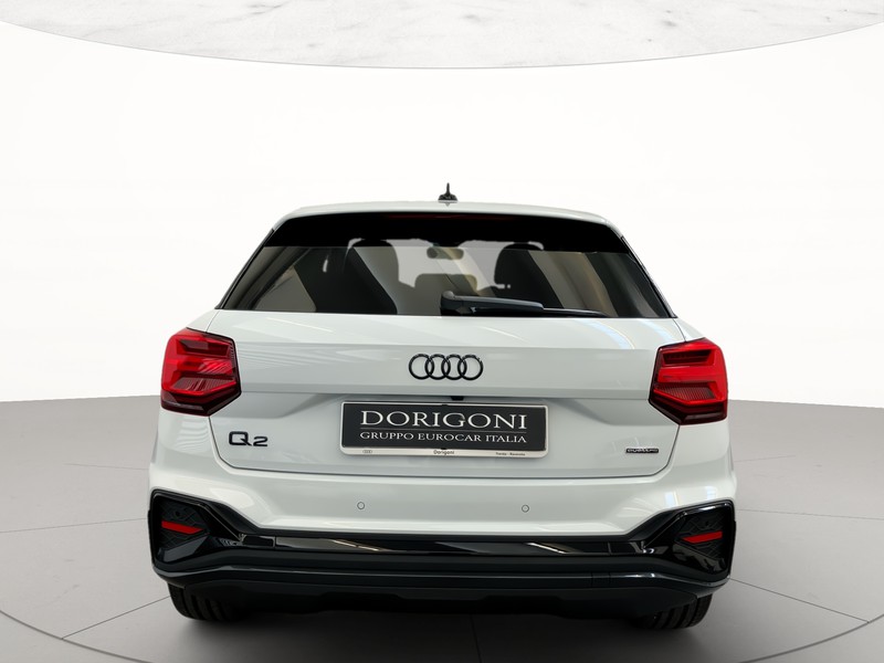 Audi Q2 40 2.0 tfsi identity black quattro s-tronic