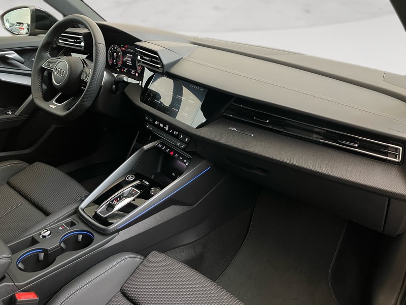 Audi A3 allstreet 1.5 tfsi mhev identity contrast 150cv s-tronic
