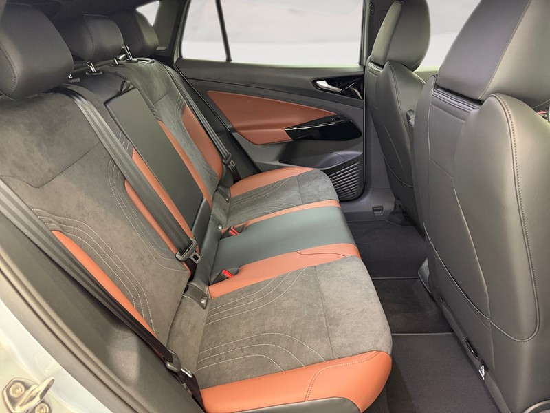 Volkswagen ID.4 52 kwh pure edition plus 170cv