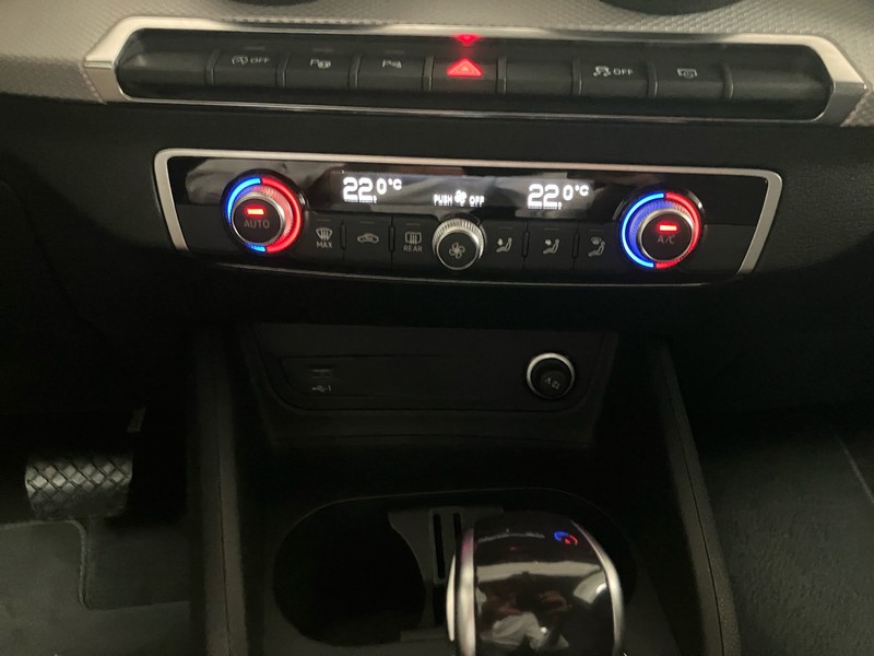 Audi Q2 35 1.5 tfsi admired s-tronic