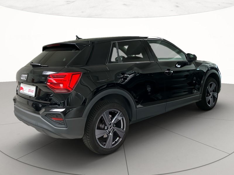 Audi Q2 35 1.5 tfsi admired s-tronic