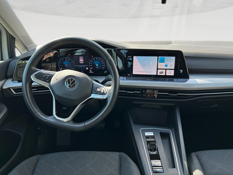 Volkswagen Golf 1.0 etsi evo life 110cv dsg
