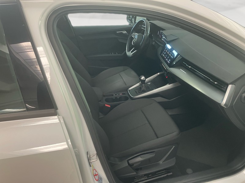 Audi A3 sportback 30 2.0 tdi business