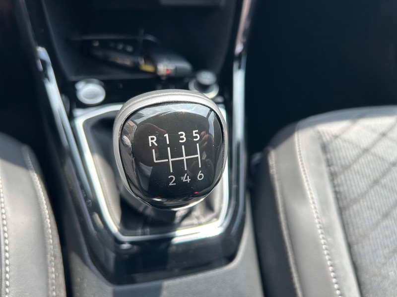 Volkswagen T-Cross 1.0 tsi r-line 115cv