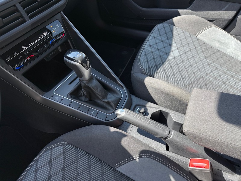 Volkswagen Taigo 1.0 tsi r-line 110cv dsg