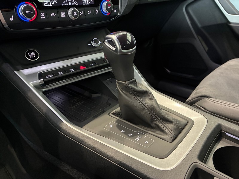 Audi Q3 35 2.0 tdi s line edition quattro s-tronic