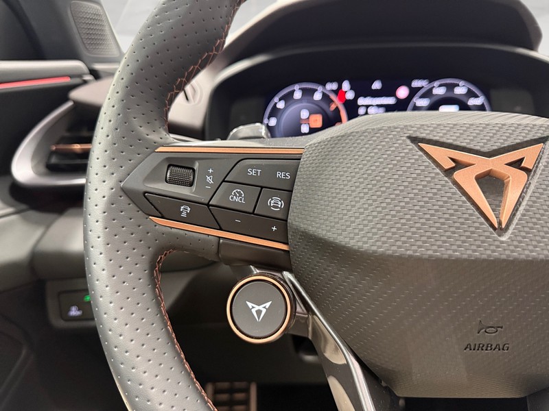 Cupra Terramar 1.5 e-hybrid vz 272cv dsg