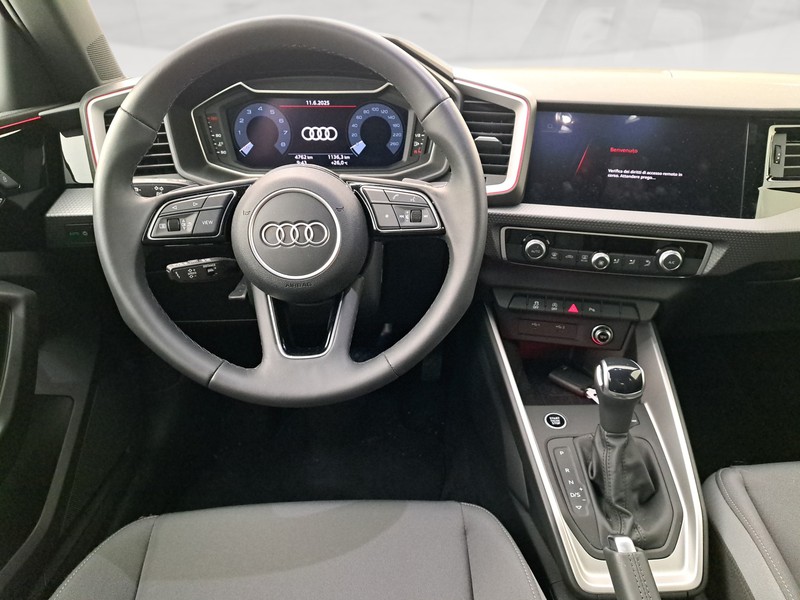 Audi A1 allstreet 35 1.5 tfsi identity contrast 150cv s tronic