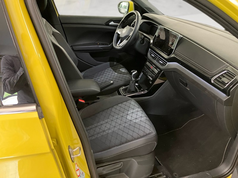 Volkswagen T-Cross 1.0 tsi r-line 115cv