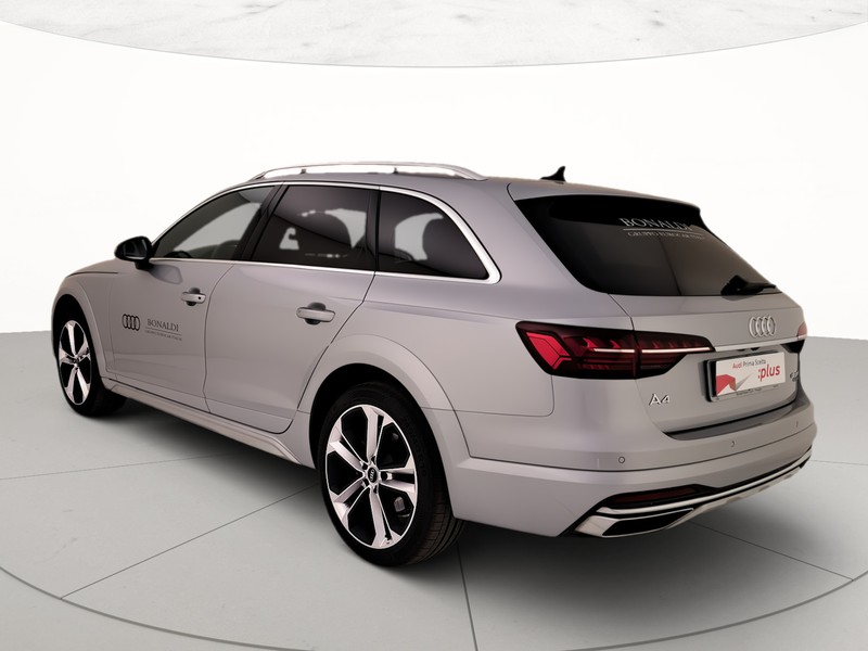 Audi A4 allroad allroad 40 2.0 tdi mhev identity contrast quattro 204cv s-tronic