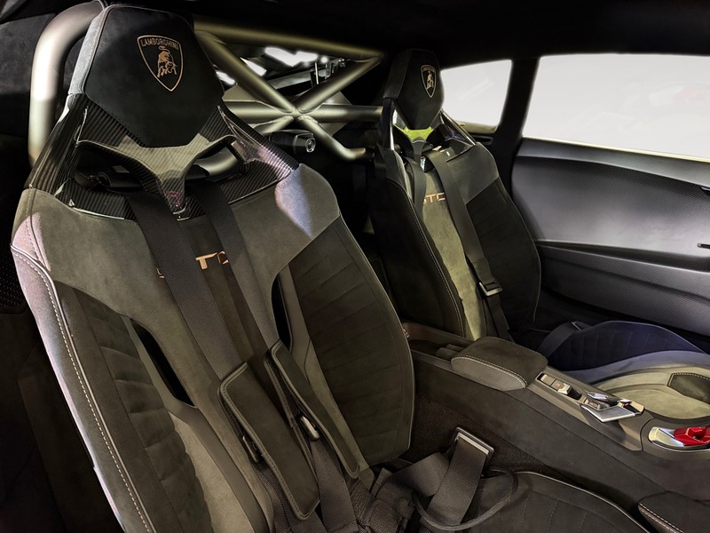 Lamborghini Huracan coupe 5.2 sto 640cv rwd