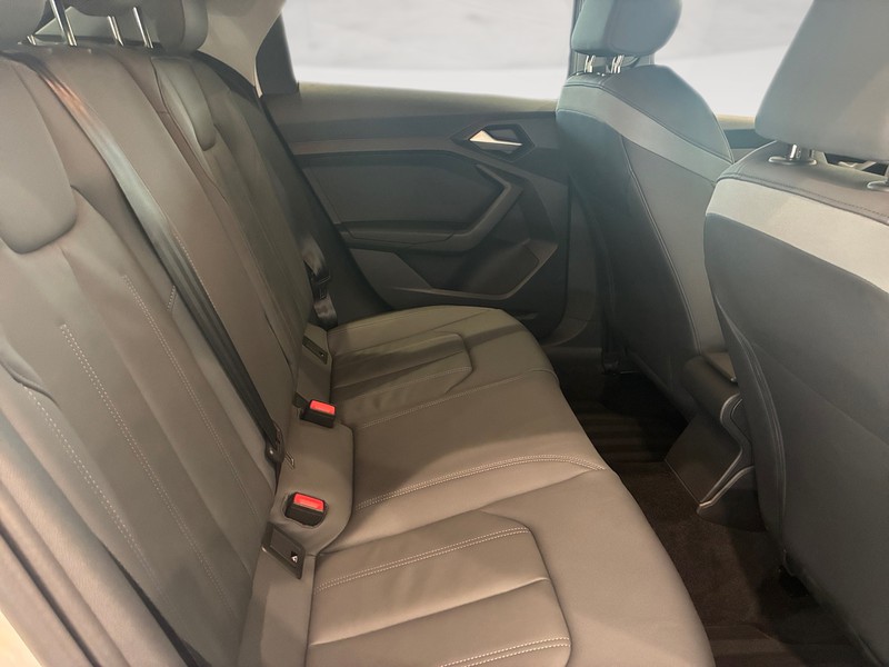 Audi A1 sportback 25 1.0 tfsi s line edition my20