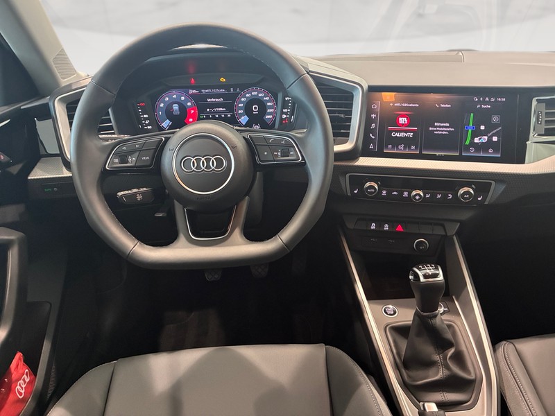 Audi A1 sportback 25 1.0 tfsi s line edition my20