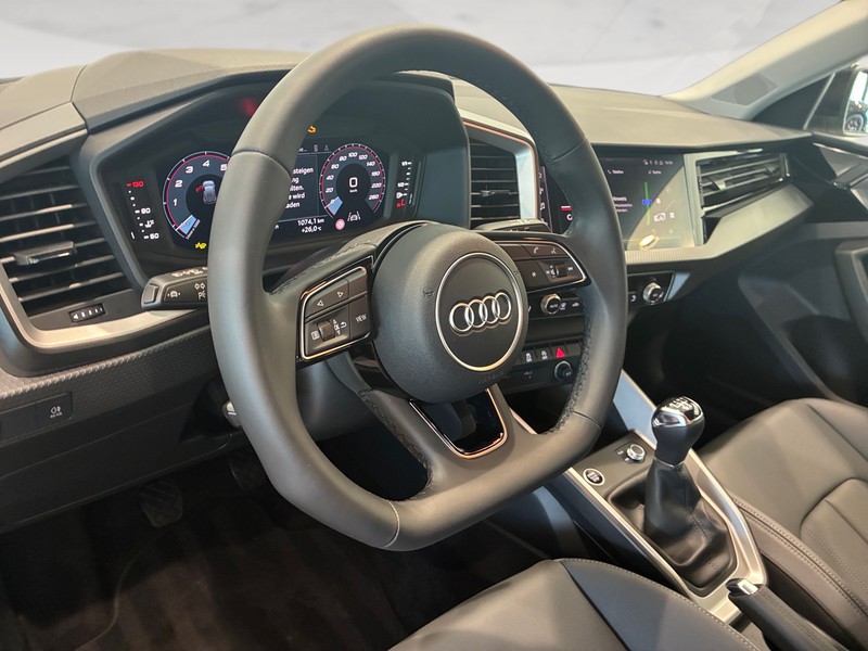 Audi A1 sportback 25 1.0 tfsi s line edition my20