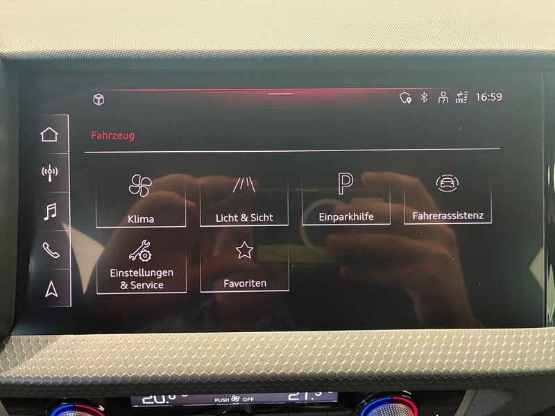 Audi A1 sportback 25 1.0 tfsi s line edition my20