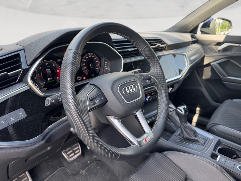 Audi Q3 sportback 35 2.0 tdi s line edition s-tronic