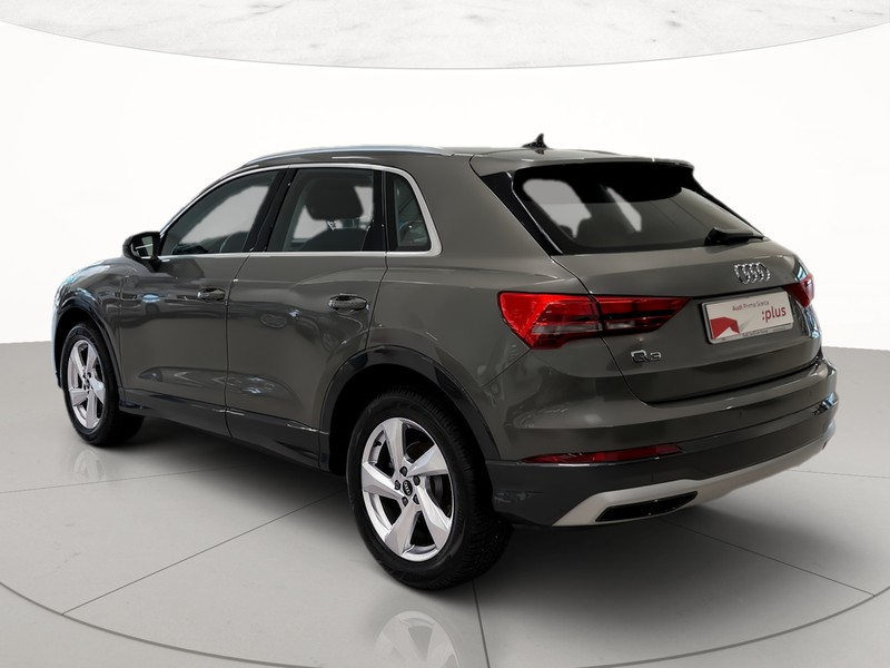 Audi Q3 35 1.5 tfsi mhev business advanced s-tronic