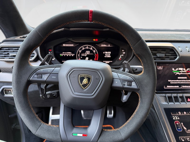Lamborghini Urus 4.0 v8 performante auto