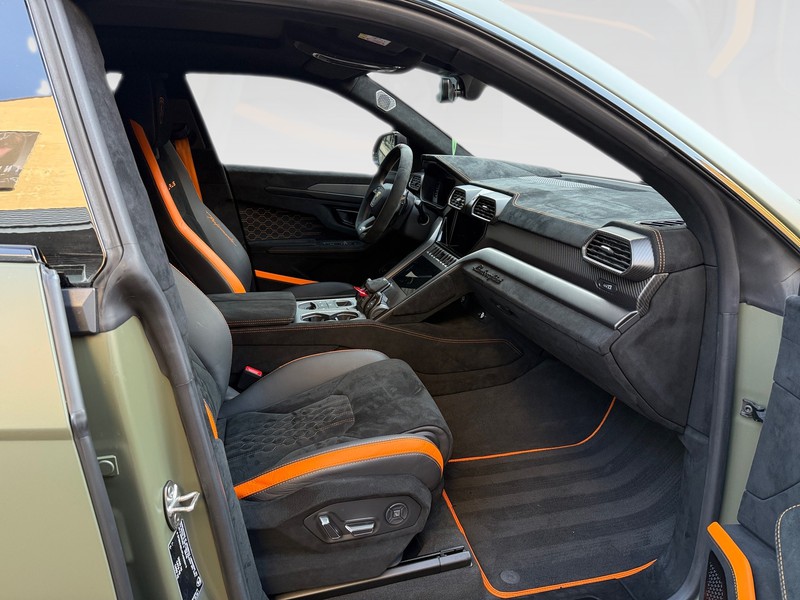Lamborghini Urus 4.0 v8 performante auto