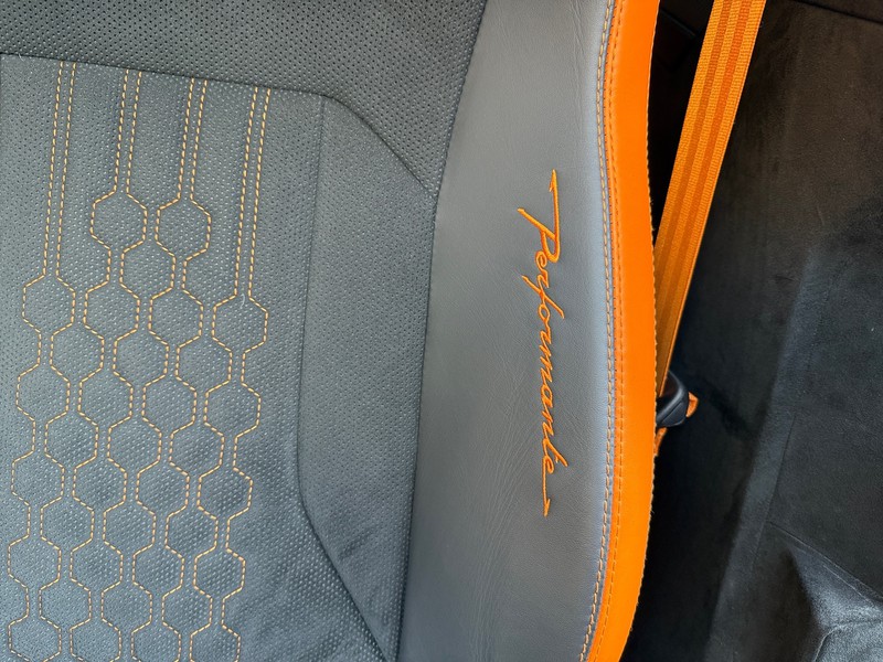 Lamborghini Urus 4.0 v8 performante auto