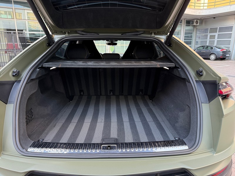 Lamborghini Urus 4.0 v8 performante auto