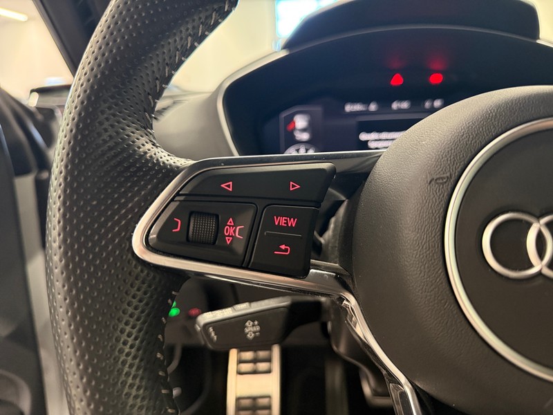 Audi TT 40 2.0 tfsi s-tronic