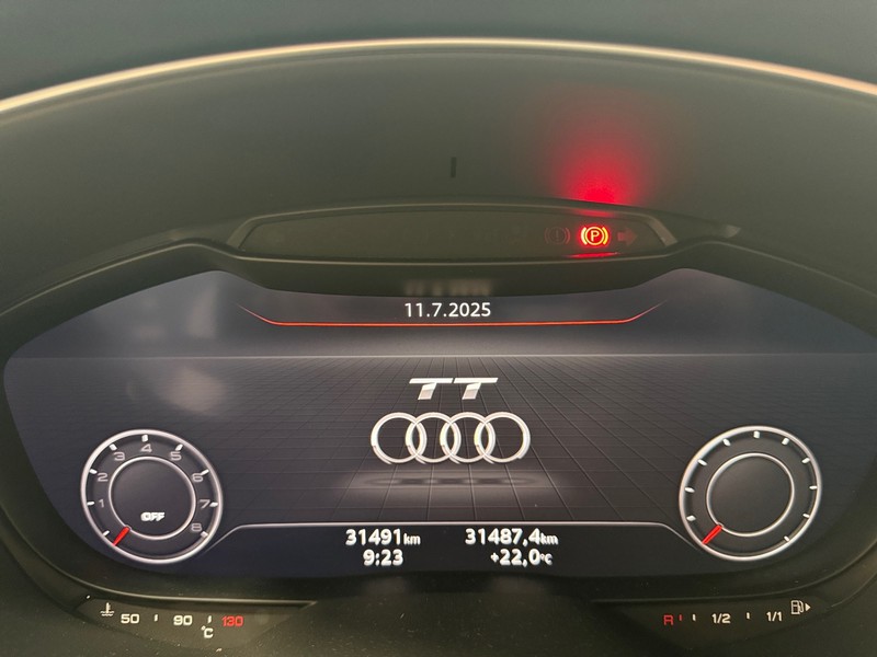 Audi TT 40 2.0 tfsi s-tronic