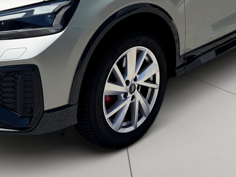 Audi Q2 40 2.0 tfsi quattro s-tronic