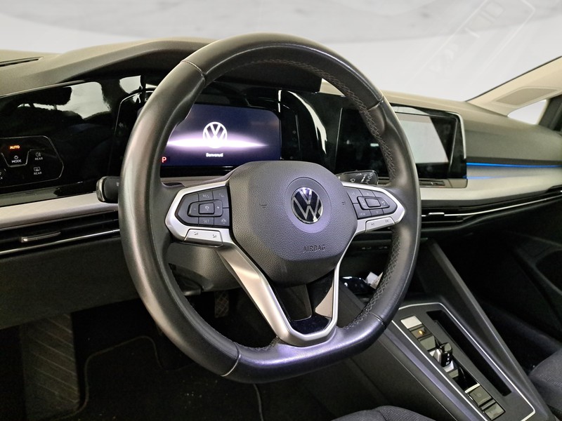 Volkswagen Golf 1.5 etsi evo life 130cv dsg