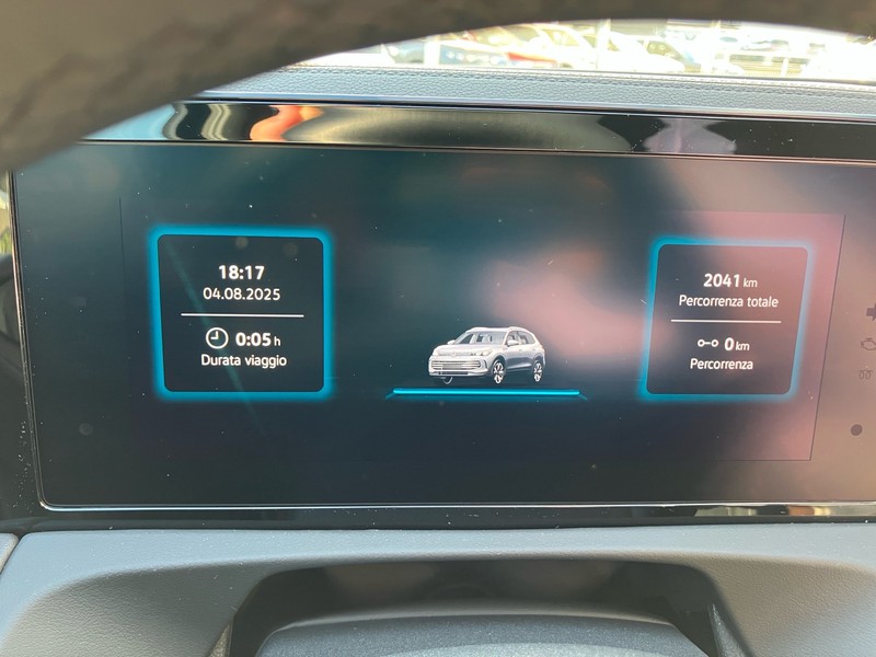 Volkswagen Tiguan 2.0 tdi r-line 150cv dsg