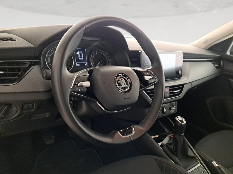 Skoda Kamiq 1.0 tsi ambition 110cv