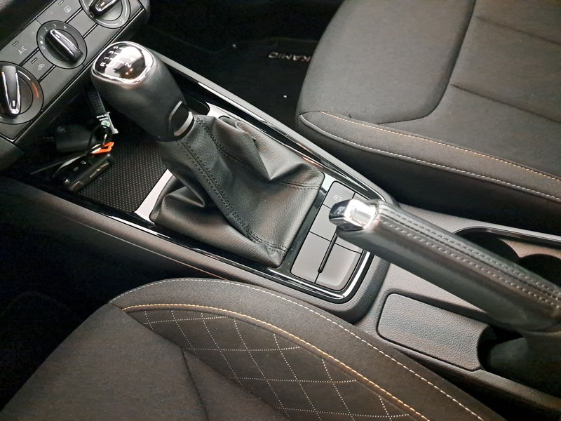 Skoda Kamiq 1.0 tsi ambition 110cv
