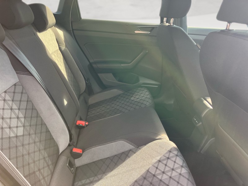 Volkswagen Taigo 1.0 tsi r-line 110cv dsg